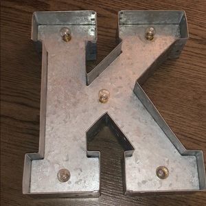 Light up letter metal sign